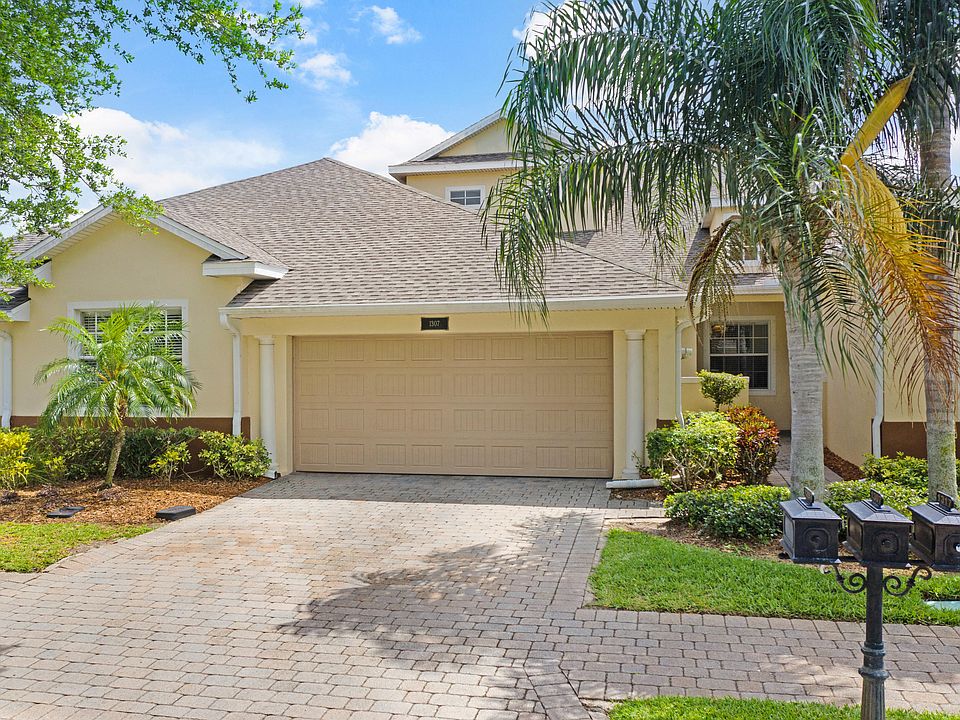 1st image of 1307 Ballinton Dr