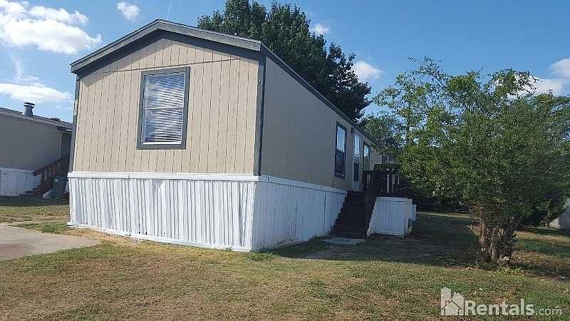 1st image of 1327 Windmill Trl
