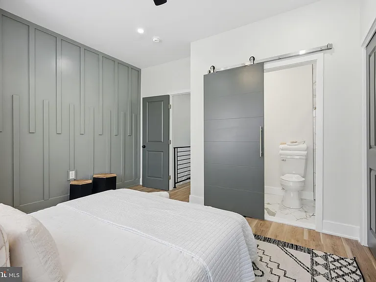 512 S Yewdall St — Photo 27