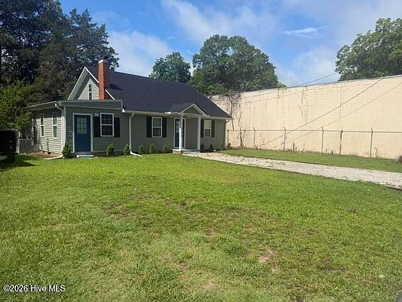 3rd image of 210 Renaldi Street