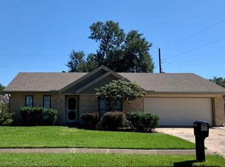 3155 Capitan Dr, Pt Neches, TX 77651