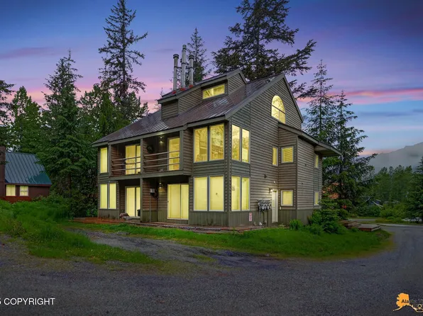 130 Powder Dr #2C, Girdwood, AK 99587
