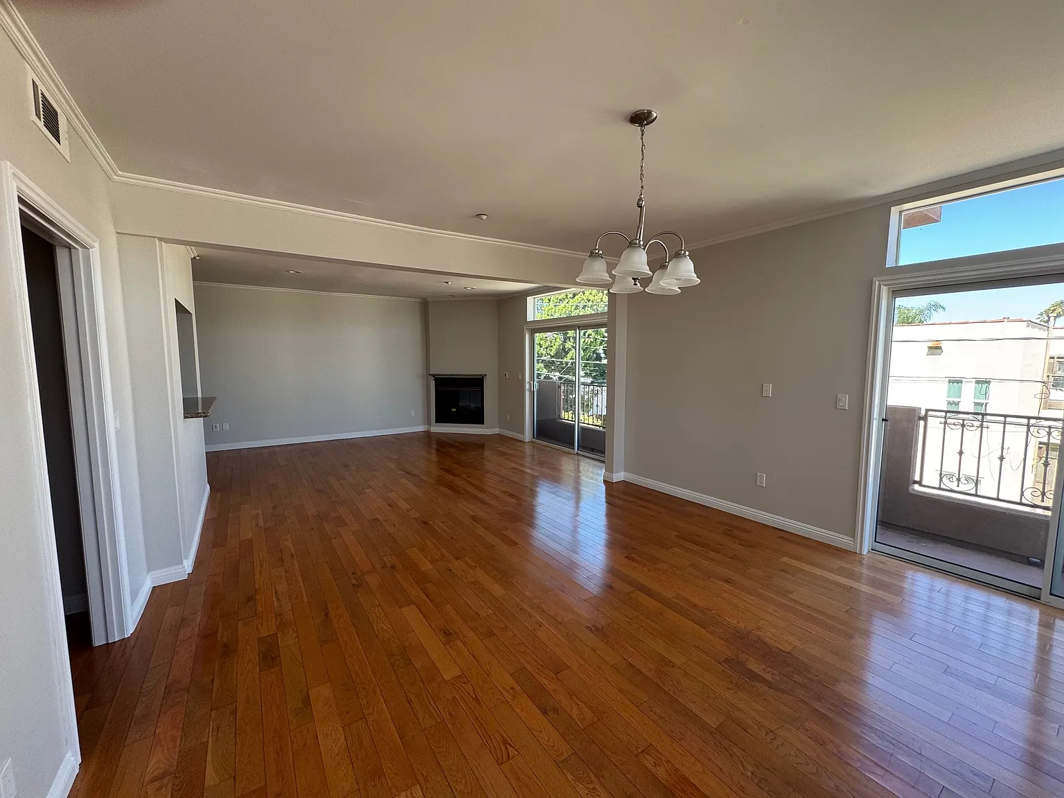 2 bed, 1500 sqft, $3,450 — Photo 4