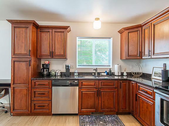 4th image of 4213 51st St S