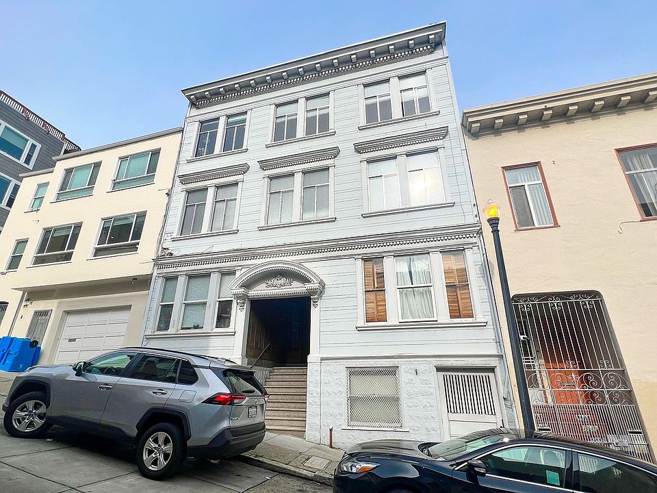 1st image of 68-74 John St #72