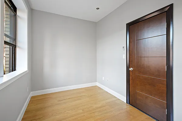 Rented by Cooper & Cooper Real Estate | media 10