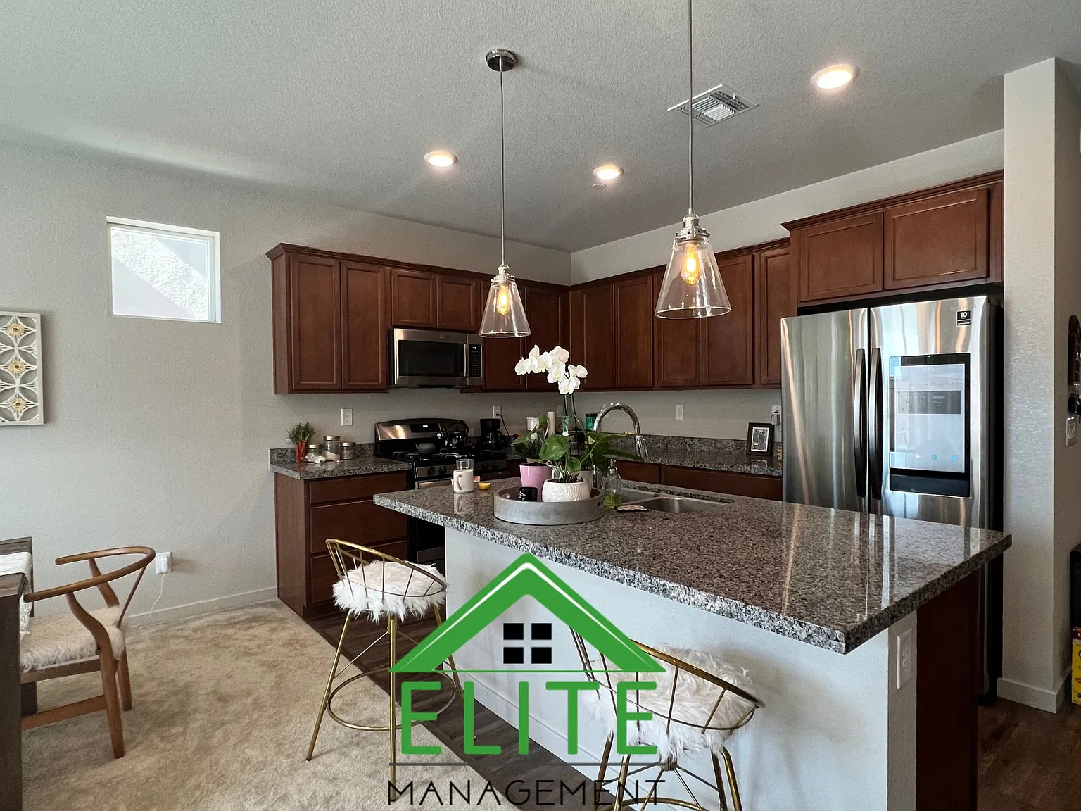 3 bed, 1524 sqft, $2,995 — Photo 4