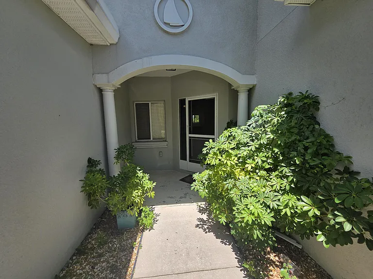 3810 Haley Ct #7 — Photo 2