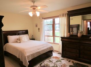 6163 Sharp Rd, Swartz Creek, MI 48473