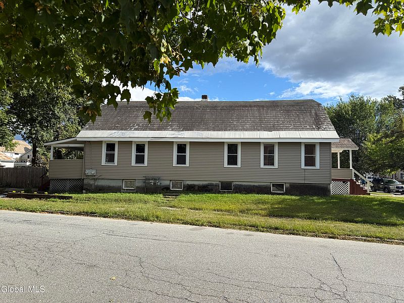 2nd image of 173 Bay Street