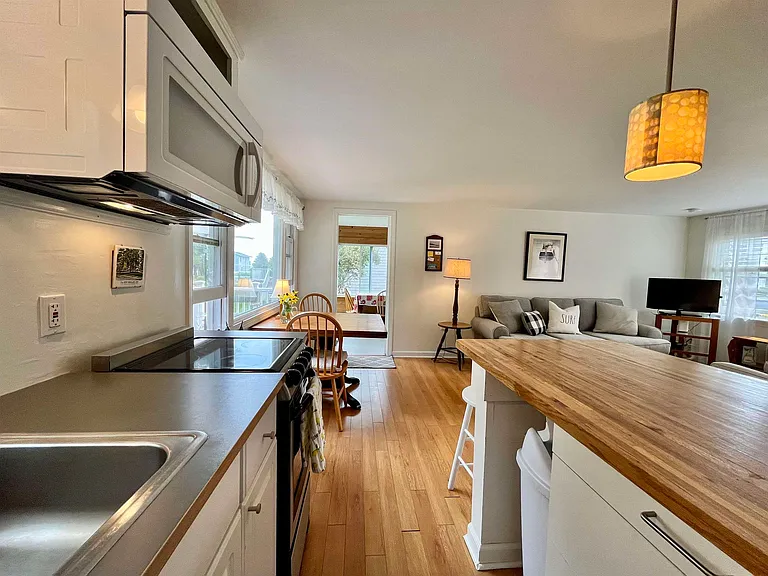 19 Myrica Ave — Photo 20