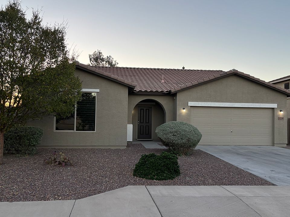 1st image of 32246 N Cat Hills Ave