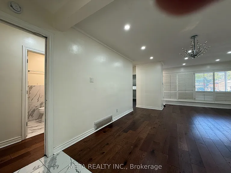 556 McCowan Rd — Photo 6