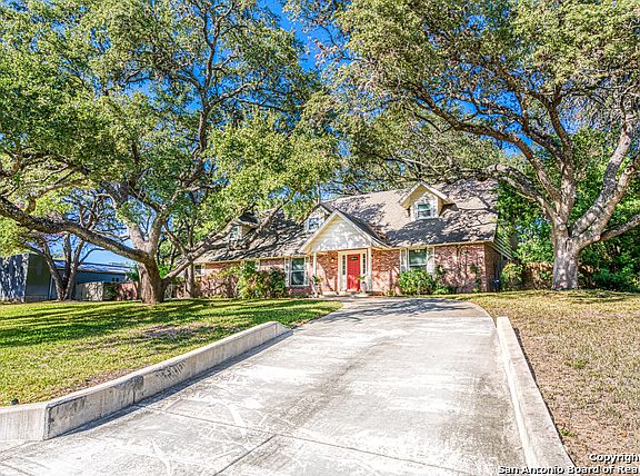 4th image of 2615 Marlborough Dr