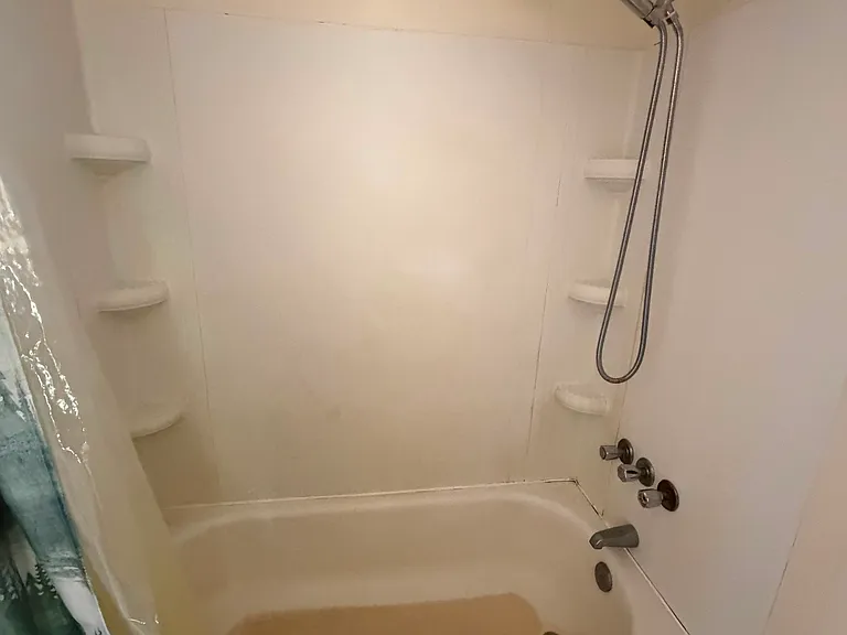 1187 Putnam Pike #2L — Photo 11