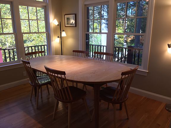 breakfast nook
