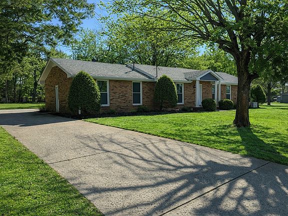 5th image of 135 Dana Dr