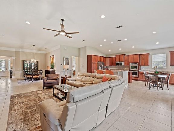 2nd image of 412 Douglas Edward Dr