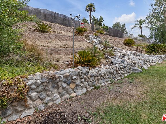 5th image of 23119 Cuervo Dr