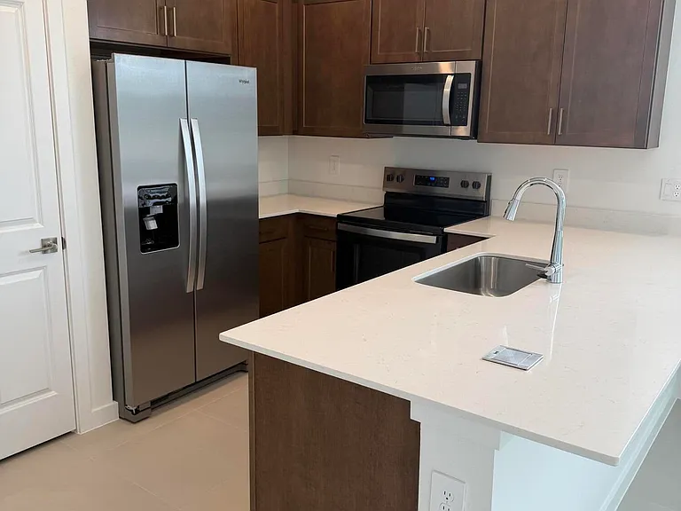 147 Lakeside Landing Ct — Photo 6