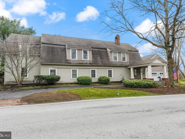 960 Sconnelltown Rd, West Chester, PA 19382