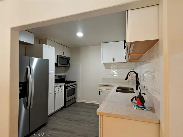2319 Wilshire St — Photo 5
