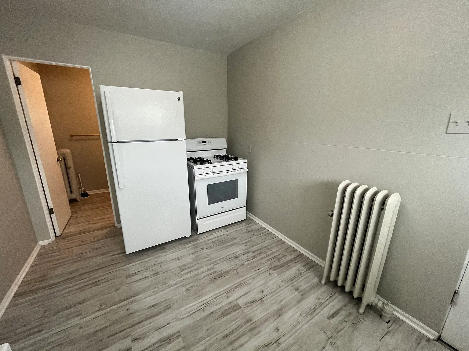 1 bed, $950 — Photo 3