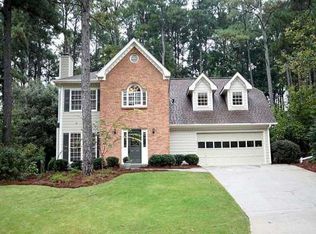 2011 Huntcliff Dr, Lawrenceville, GA 30043