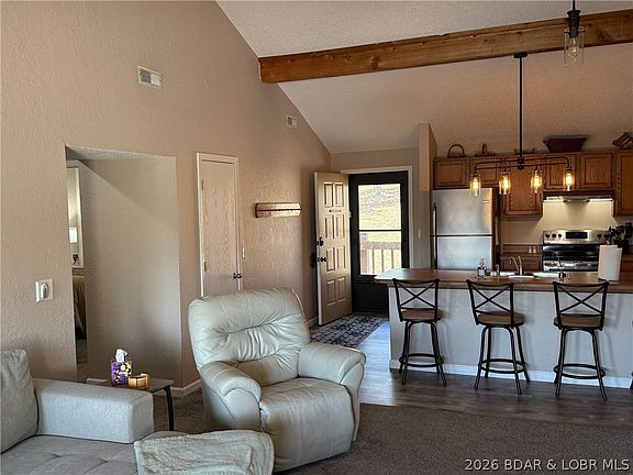 2nd image of 52 Wrenwood Cir #3-C