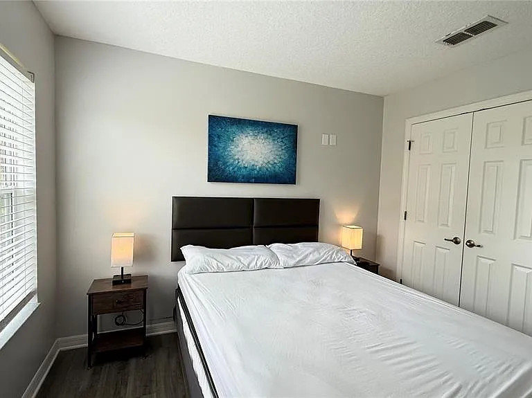 8517 Bay Lilly Loop — Photo 17