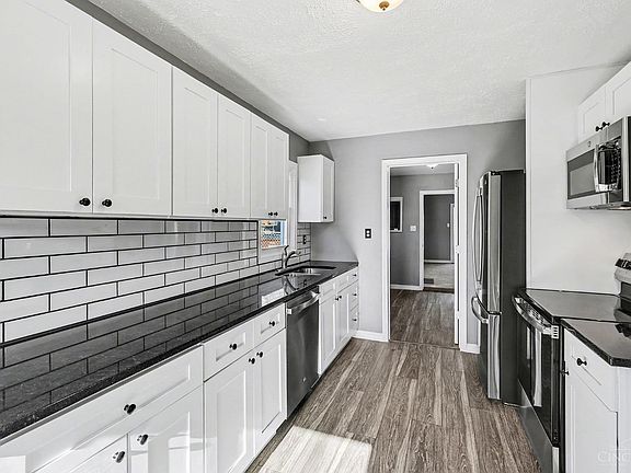 5th image of 2750 W Galbraith Rd