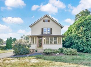 15 Maple Ter, Westfield, MA 01085