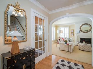 2351 N 90th St, Wauwatosa, WI 53226