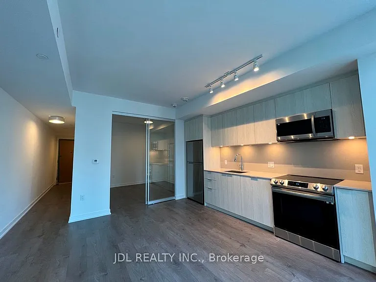 357 King St W #2804 — Photo 6