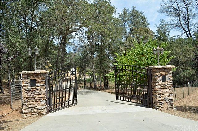 1st image of 6255 Sandstone Ln