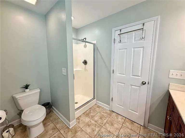 275 Maplewood Dr — Photo 13