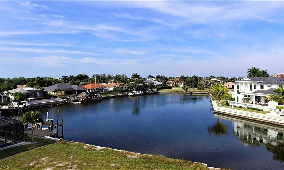 1st image of 758 Caribbean Ct
