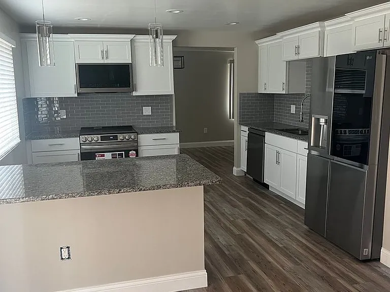 4526 Berquist Dr — Photo 4