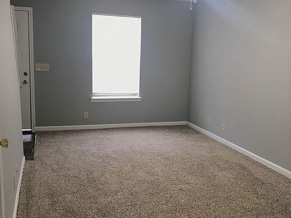 3rd image of 2453 W Wilson Rd #4