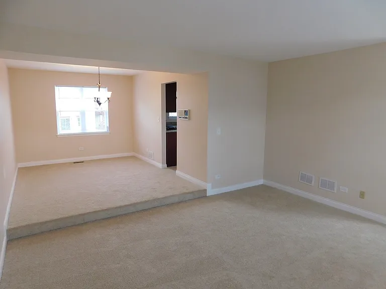 1906 Armwood Ln — Photo 4