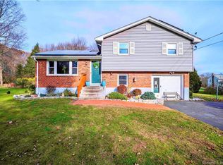 98 Mark Dr, Coventry, CT 06238