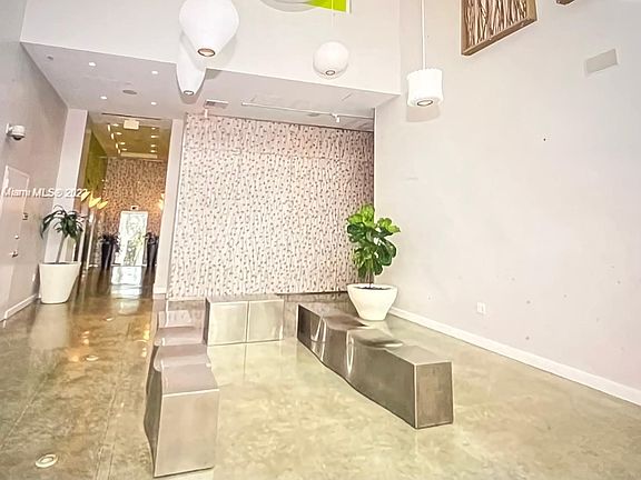 5th image of 133 NE 2nd Ave APT 1115
