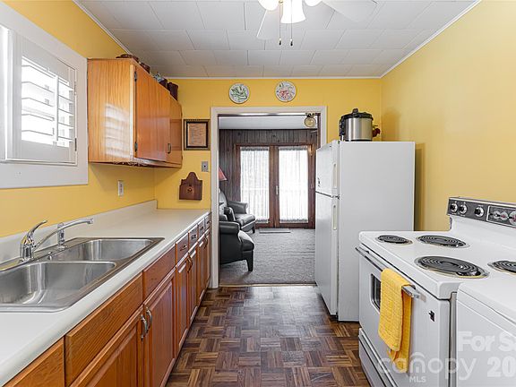 30th image of this home