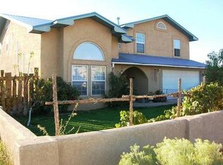 537 Avenida Encantada, Bernalillo, NM 87004