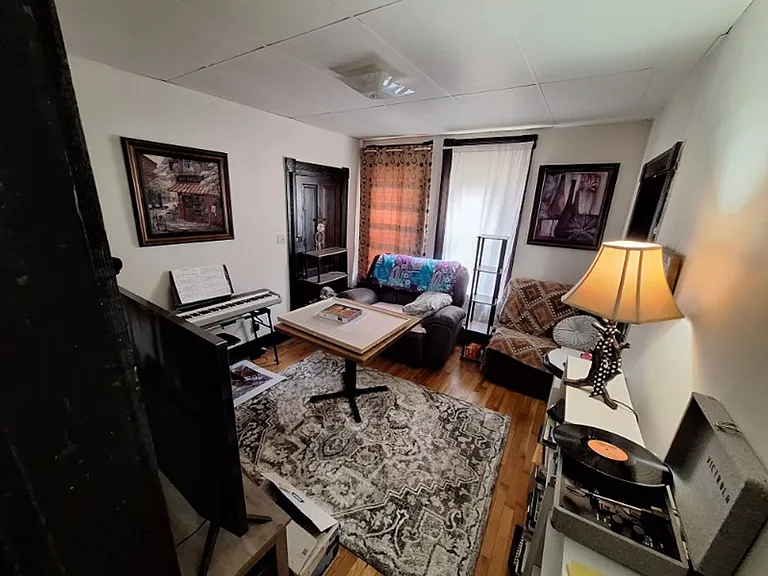 1639 Prospect St #4 — Photo 4
