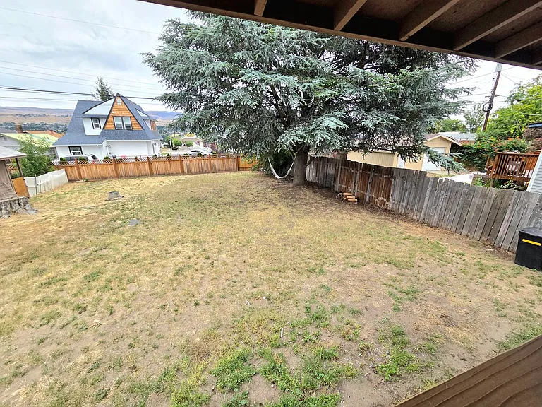 401 Methow St — Photo 15