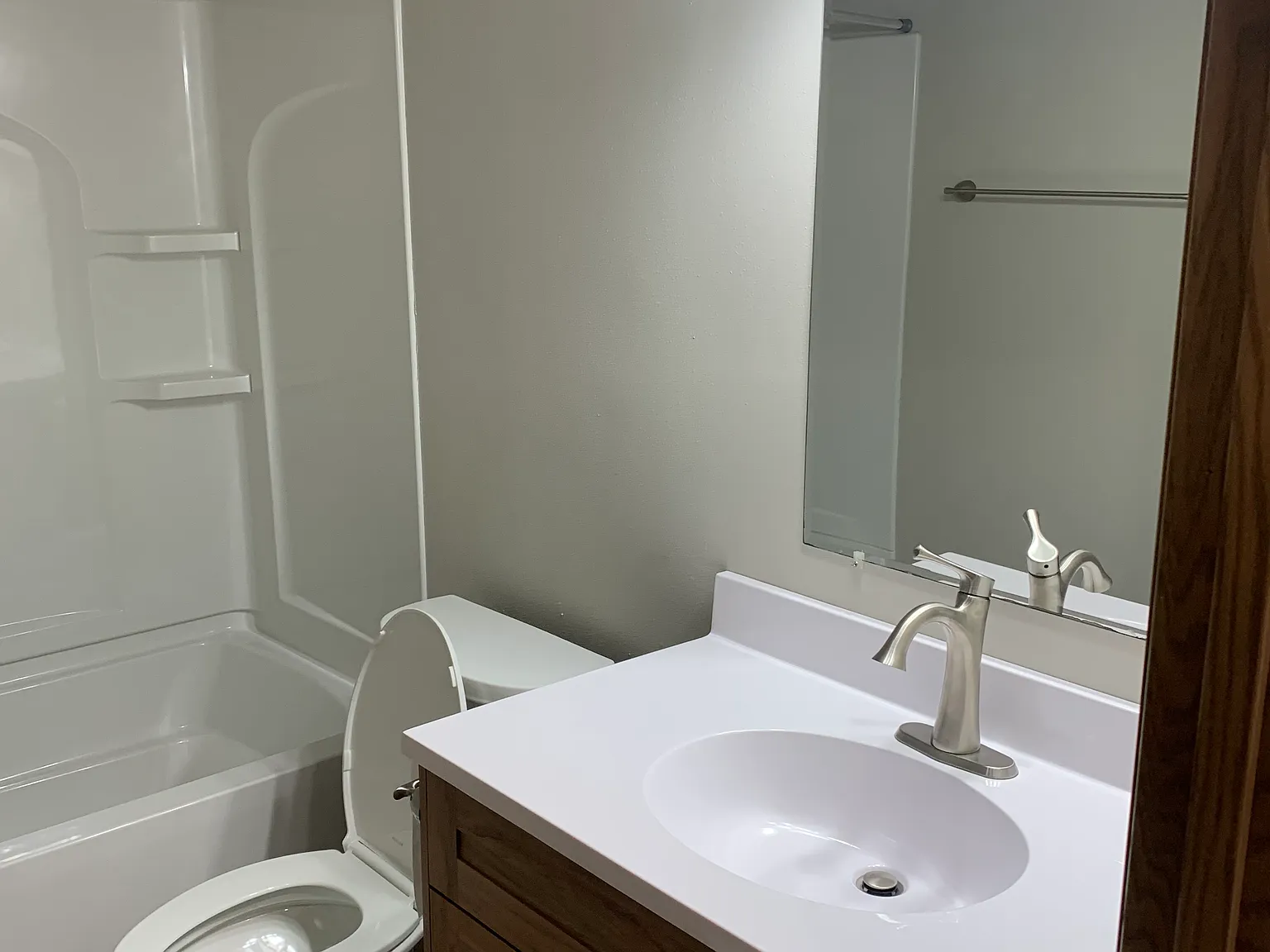 2 bed, 1000 sqft, $1,550 — Photo 2