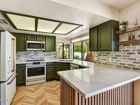 4th image of 19025 N 96TH Avenue