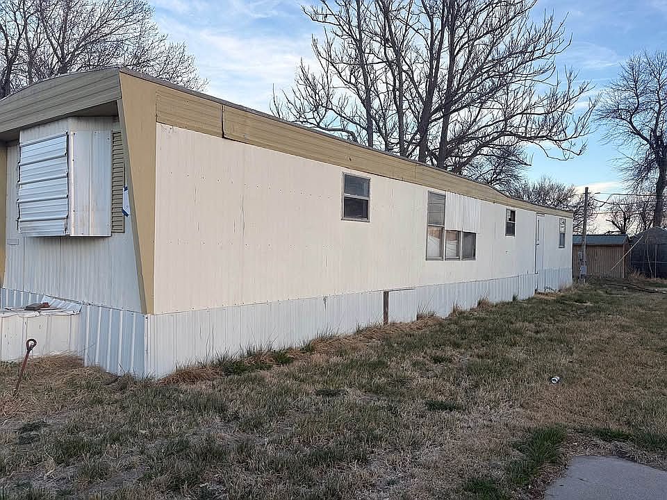 1st image of 301 Sunshine Rd