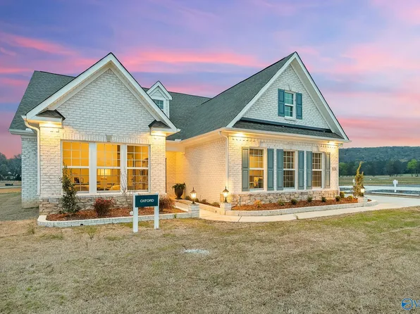 8124 Goose Ridge Dr, Owens Cross Roads, AL 35763